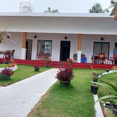 Marari Phoenix Beach Homestay Mararikulam Eksteriør bilde
