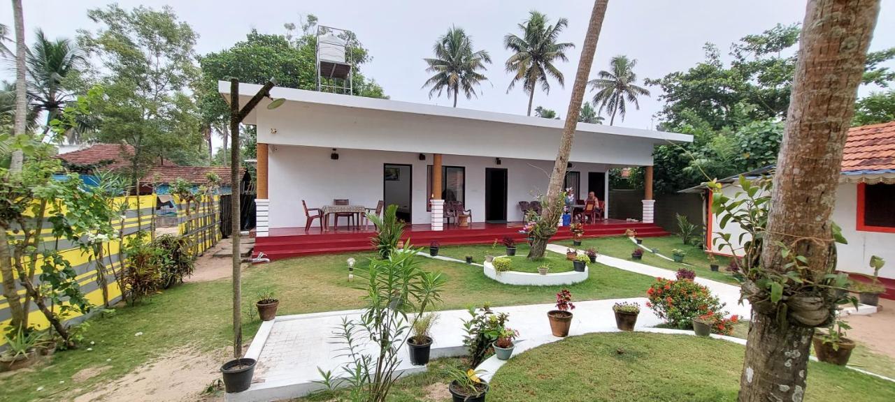 Marari Phoenix Beach Homestay Mararikulam Eksteriør bilde