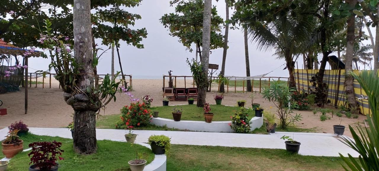 Marari Phoenix Beach Homestay Mararikulam Eksteriør bilde