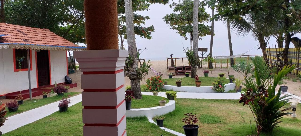 Marari Phoenix Beach Homestay Mararikulam Eksteriør bilde