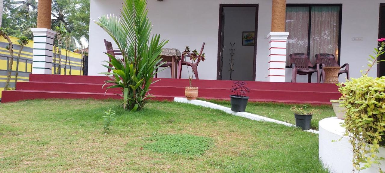 Marari Phoenix Beach Homestay Mararikulam Eksteriør bilde