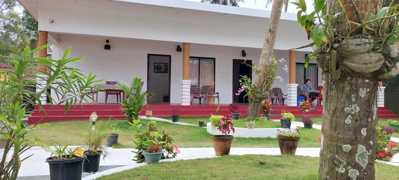 Marari Phoenix Beach Homestay Mararikulam Eksteriør bilde