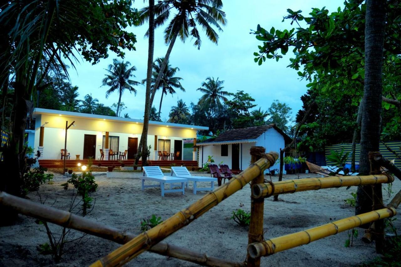 Marari Phoenix Beach Homestay Mararikulam Eksteriør bilde