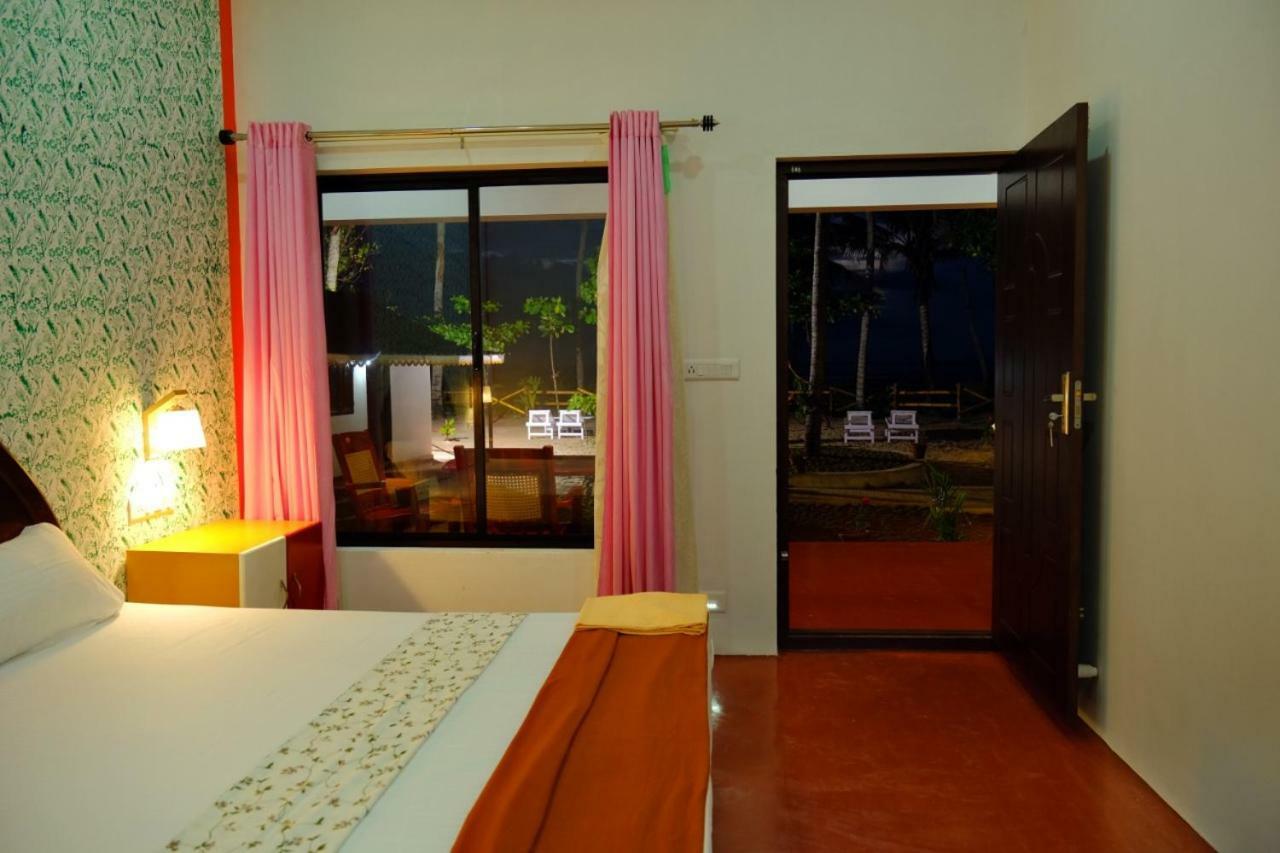 Marari Phoenix Beach Homestay Mararikulam Eksteriør bilde