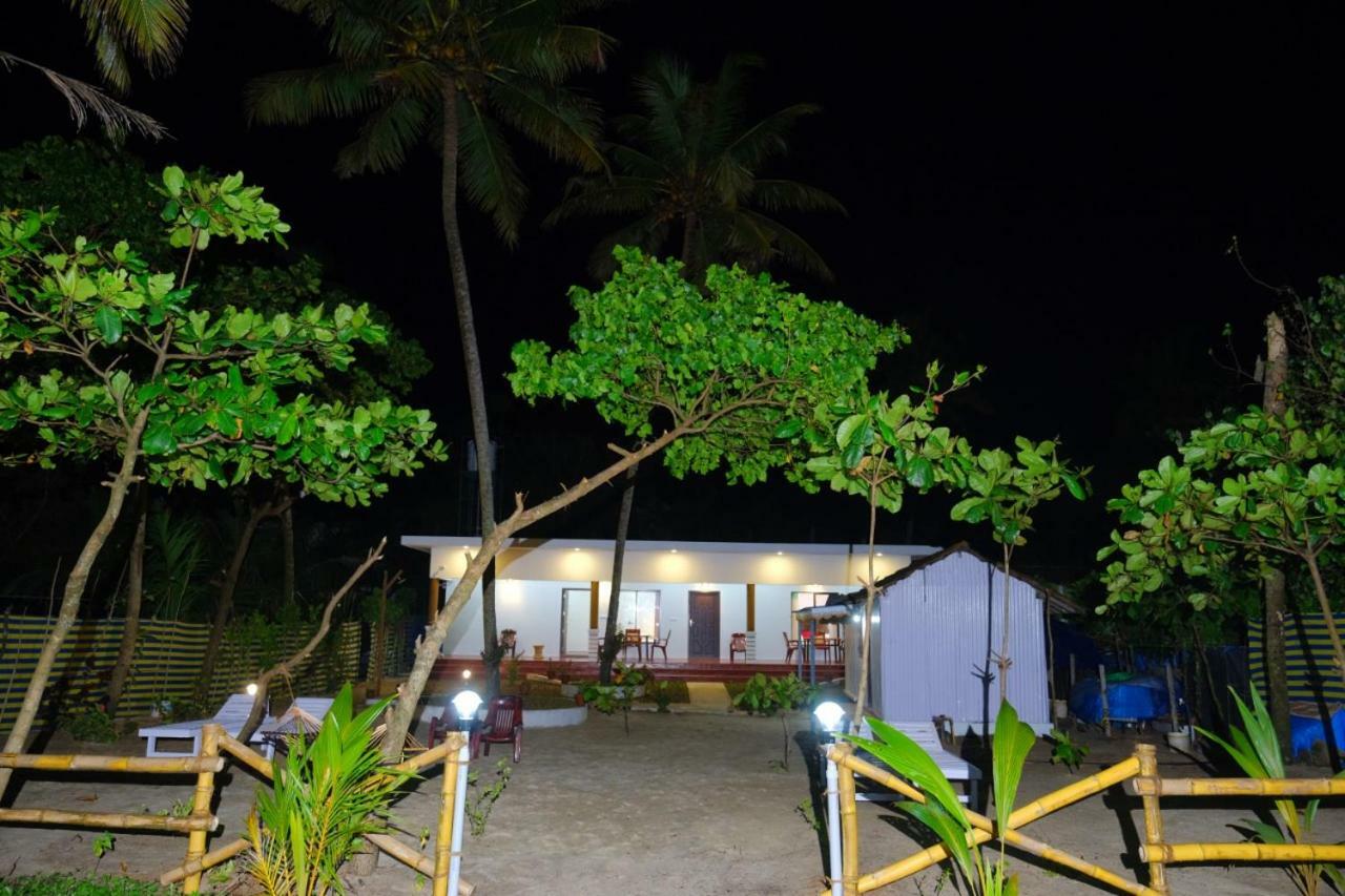 Marari Phoenix Beach Homestay Mararikulam Eksteriør bilde