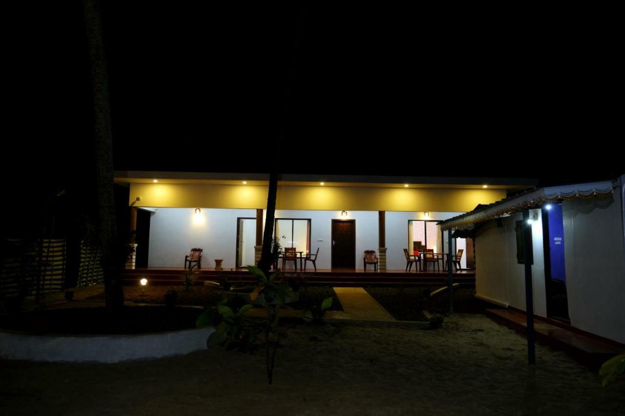 Marari Phoenix Beach Homestay Mararikulam Eksteriør bilde